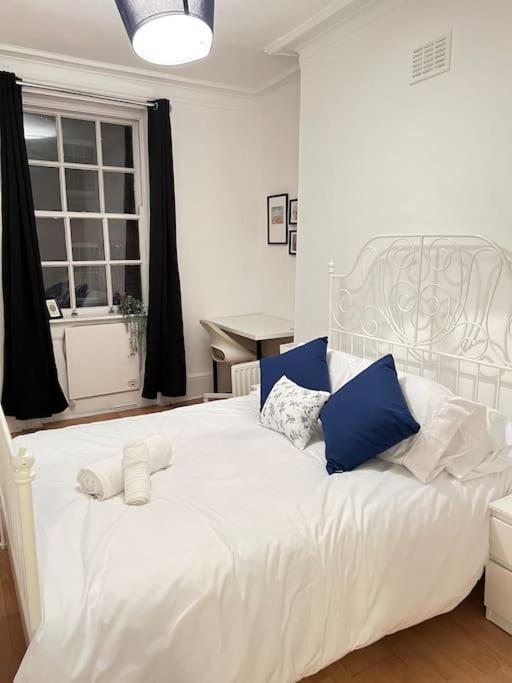 Lovely 2 Bed Flat In Soho! London Luaran gambar