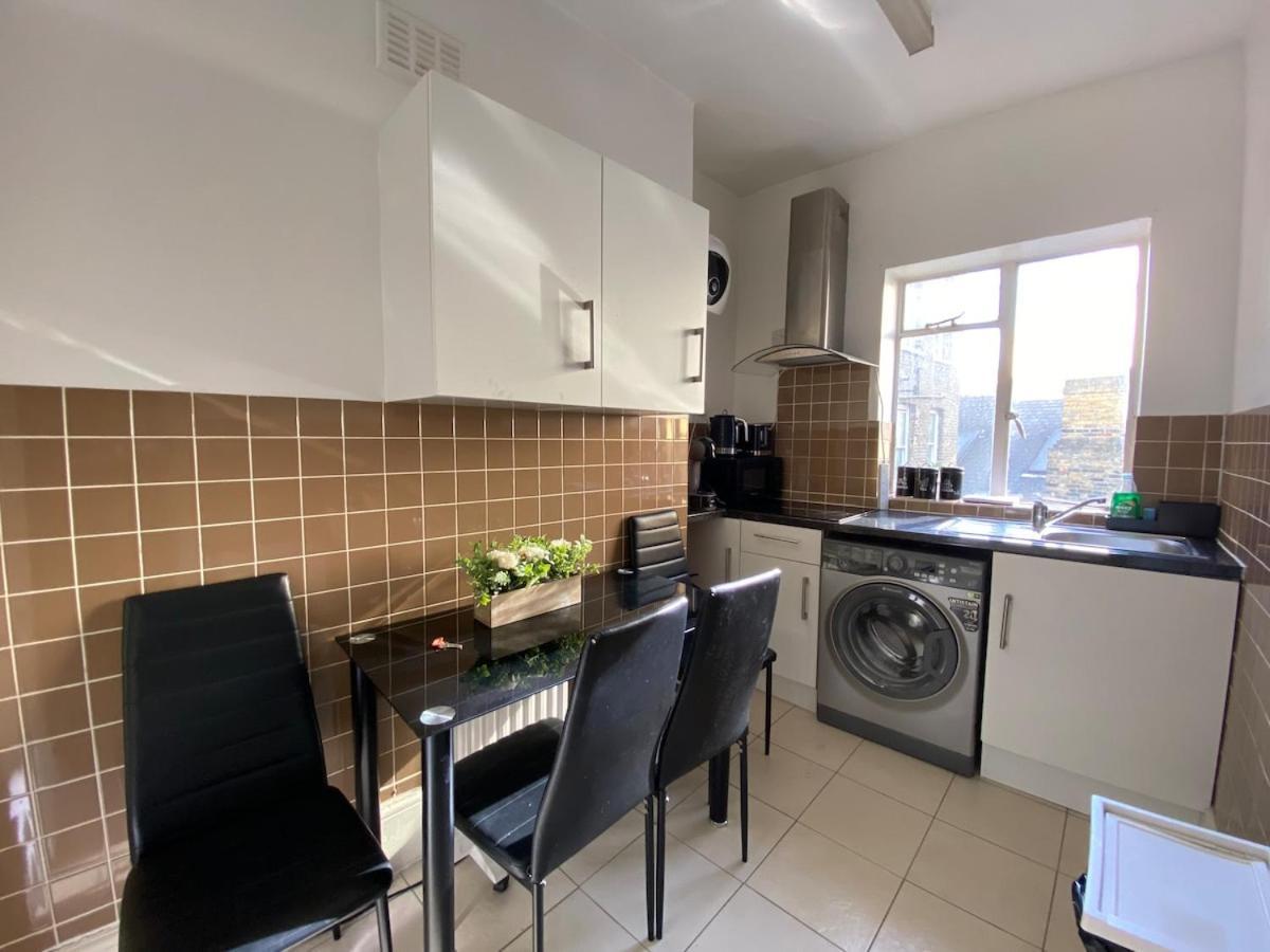 Lovely 2 Bed Flat In Soho! London Luaran gambar
