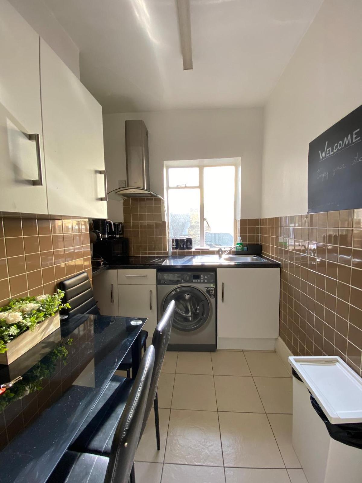 Lovely 2 Bed Flat In Soho! London Luaran gambar