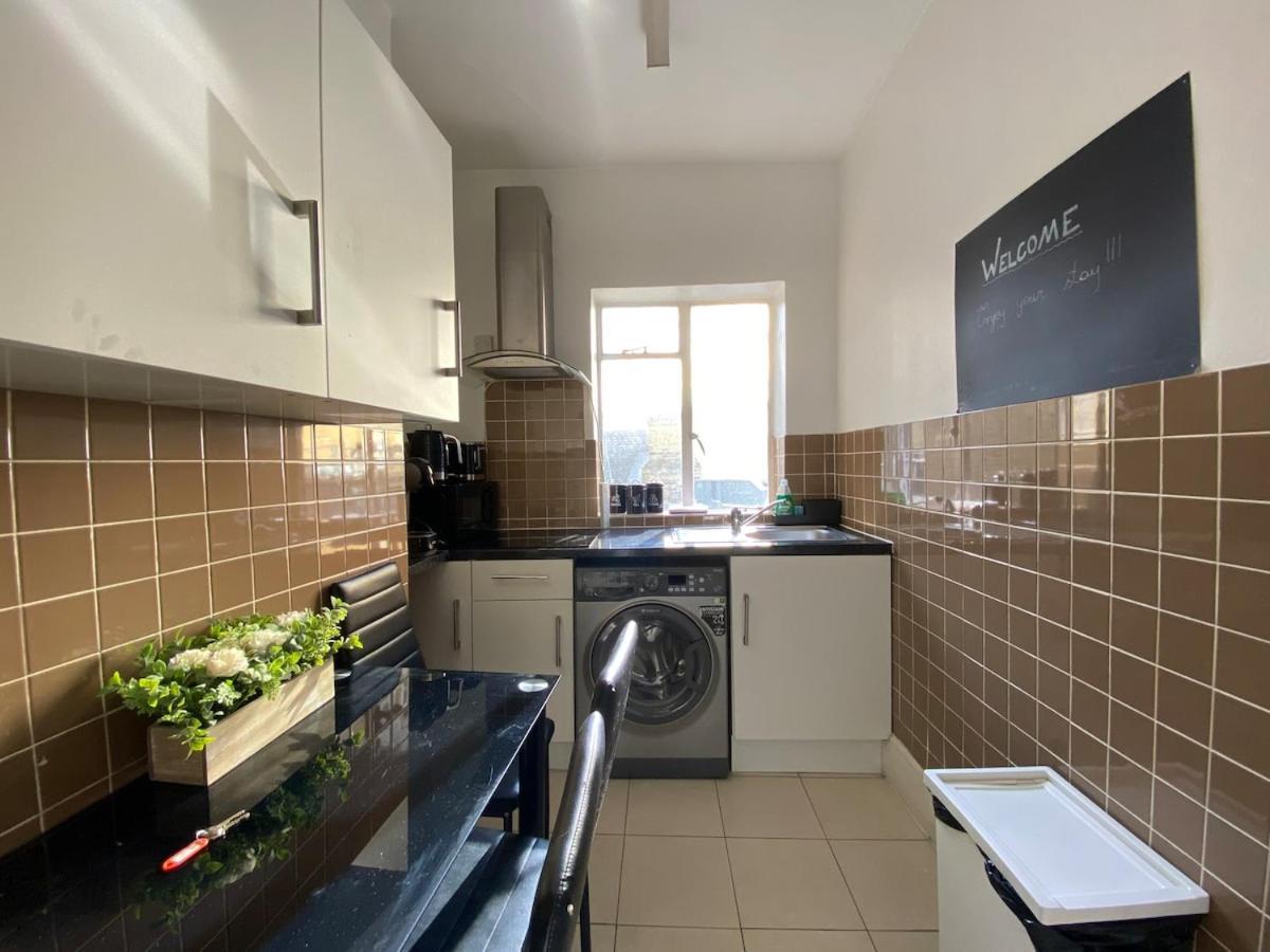 Lovely 2 Bed Flat In Soho! London Luaran gambar