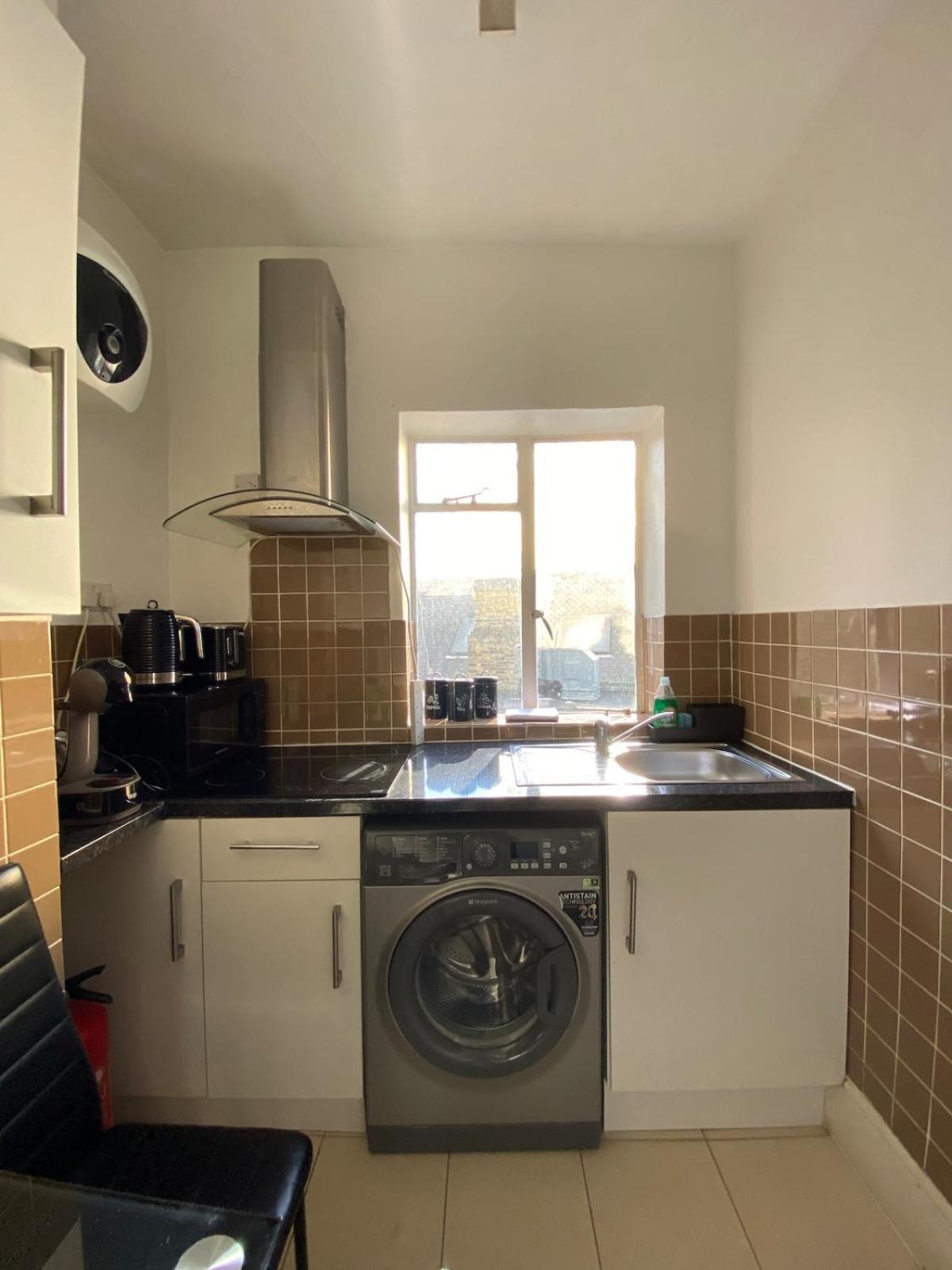 Lovely 2 Bed Flat In Soho! London Luaran gambar