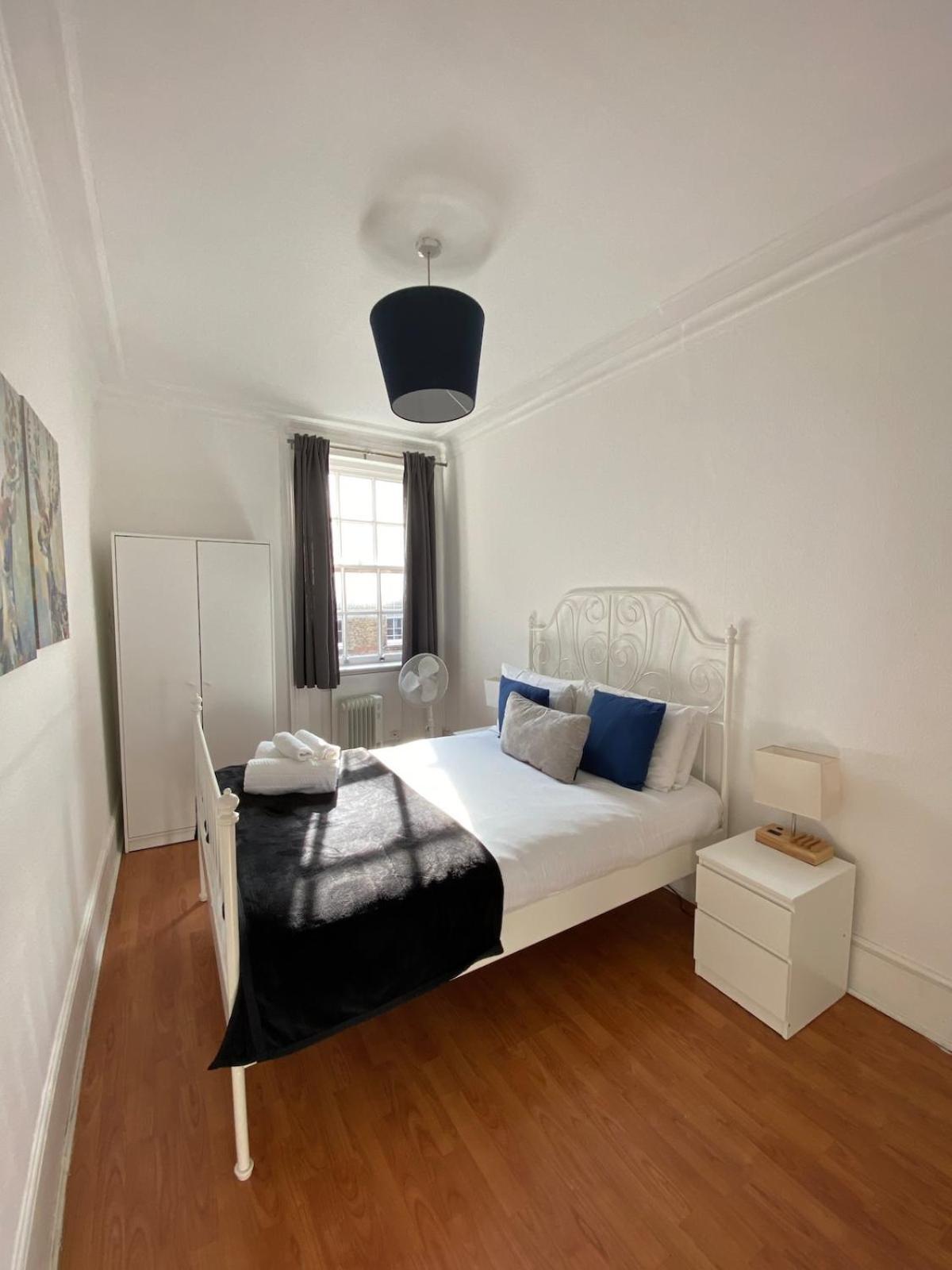 Lovely 2 Bed Flat In Soho! London Luaran gambar